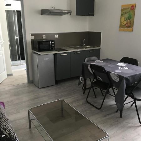 F2 Du Gatinais Appartement Pithiviers Buitenkant foto